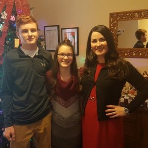 Meet your Posher, Stephanie